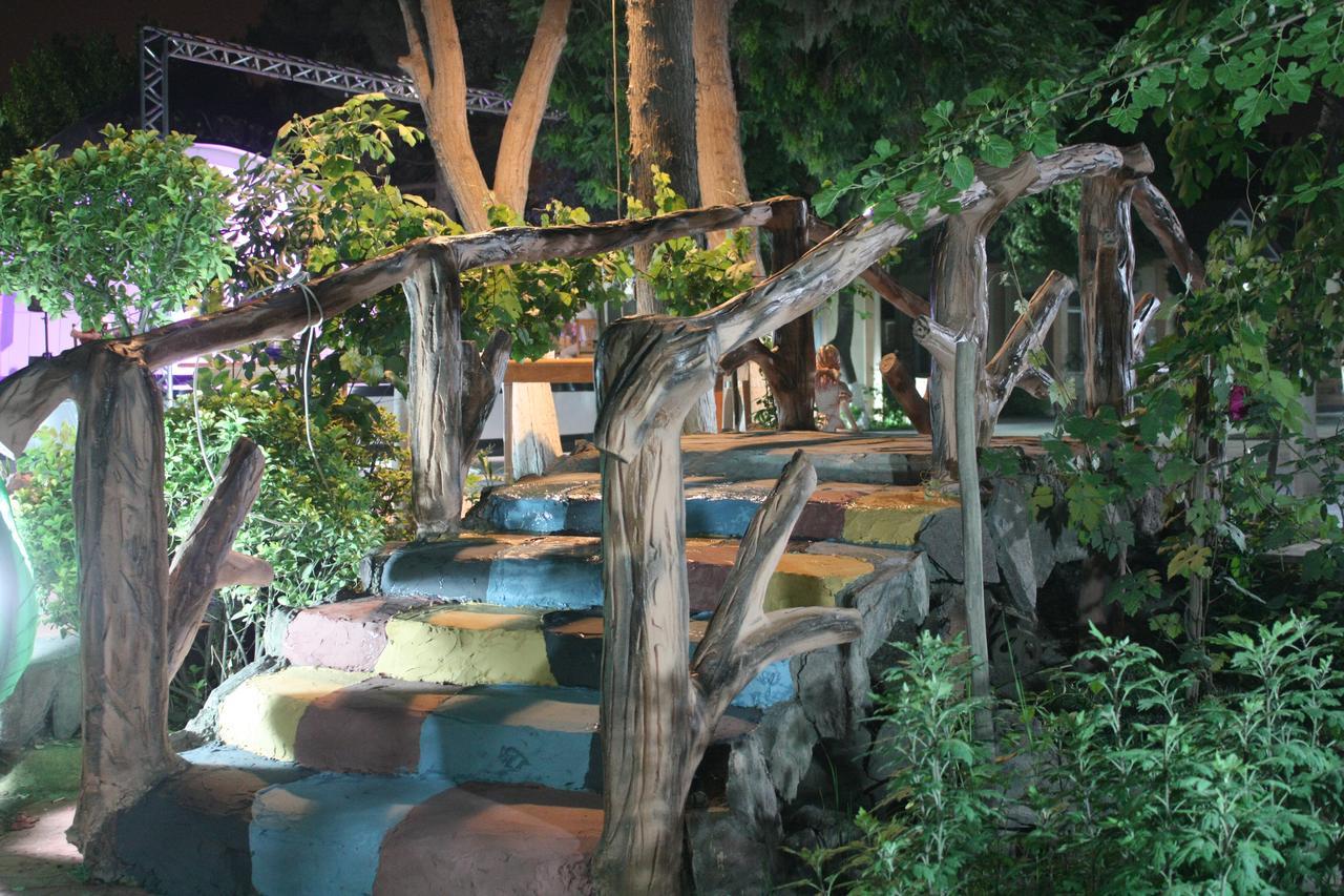 Titanik Hotel 바쿠 외부 사진